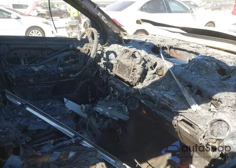 2016 Jeep Compass High Altitude Edition z USA, uszkodzony, nr VIN 1C4NJCEA3GD760965